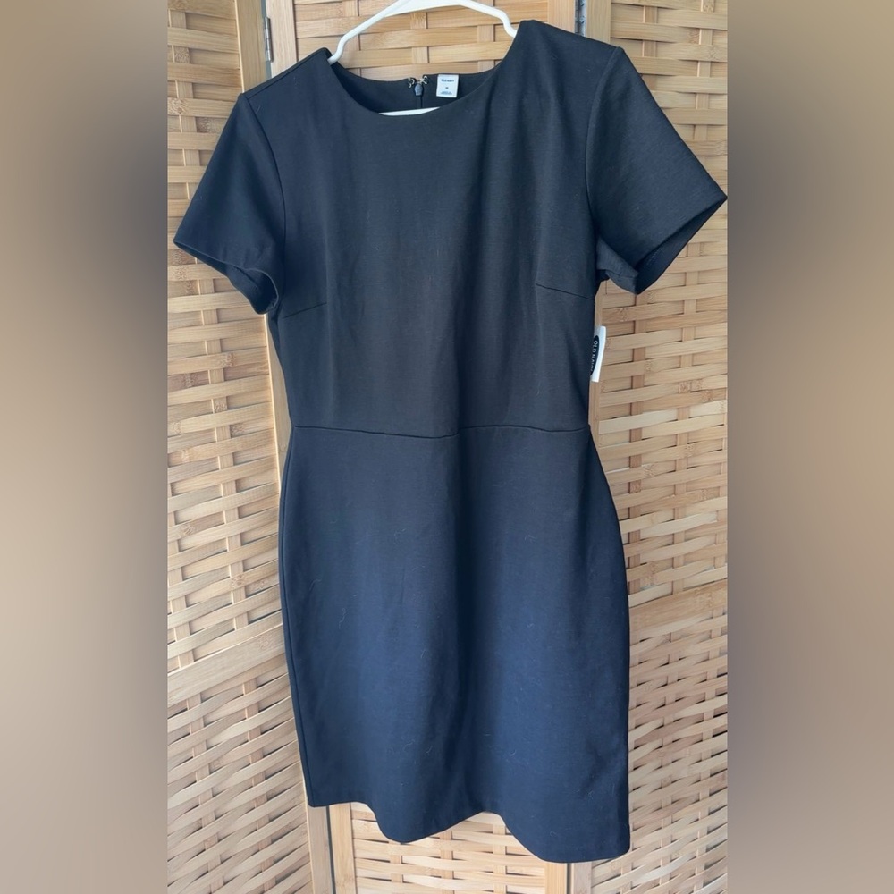 NWT Old Navy Medium Classic Black Midi Dress